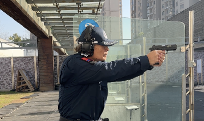 最后一次射击！执教37年警务教官退休，靶场实弹射击告别岗位