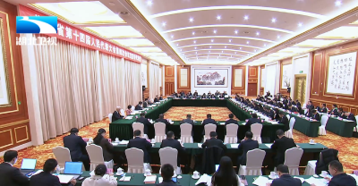 诸葛宇杰参加省十四届人大四次会议宜昌代表团审议 加快打造联结长江中上游的区域性中心城市