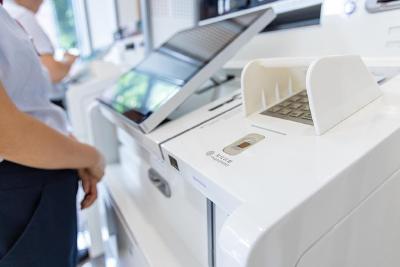 涉及社会民生多个领域 一批新规今起正式施行