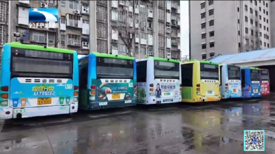 襄阳：公交启动应急预案 全力护航市民冰雪天出行