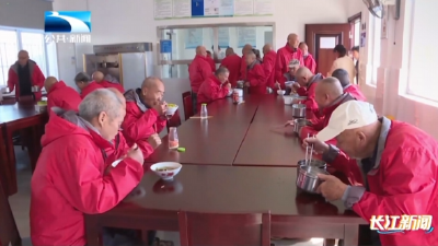 用心守护“夕阳红” 让养老生活更舒心