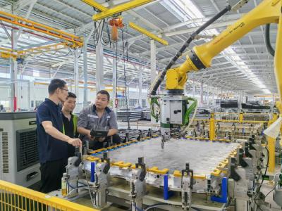 长了8年杂草的478亩土地 长出一条绿色循环产业链