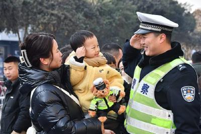 为什么小朋友长大了想当警察？