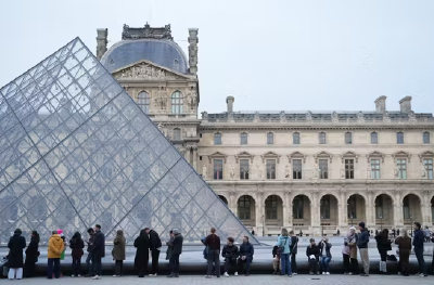 卢浮宫门票面向非欧洲经济区游客大幅涨价