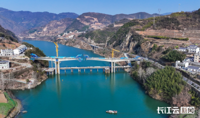 湖北竹山钦峪堵河大桥主体即将合龙