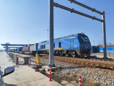 “新三样”出口再提速！新年首班铁海联运专列发往厦门