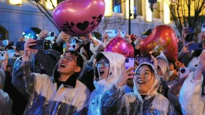 -1℃ 赶来，武汉雨雪中跨年，拼了！