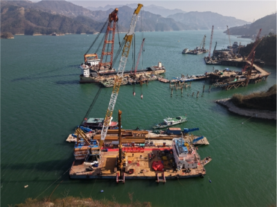 三峡枢纽江南成品油翻坝项目坝上码头工程进入实质性开工阶段