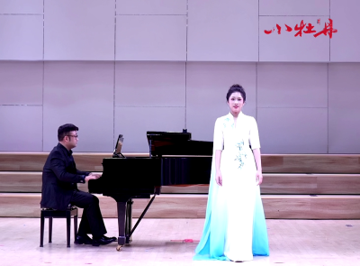 小牡丹—《崖畔上的酸枣红艳艳》