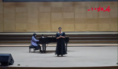 小牡丹—《为艺术为爱情》