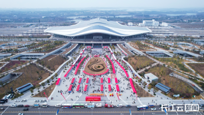 湖北迎来2026年首趟返乡高铁务工专列