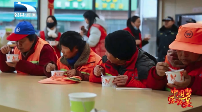 工会送温暖丨鄂州：品热粥话家长 温暖城市美容师