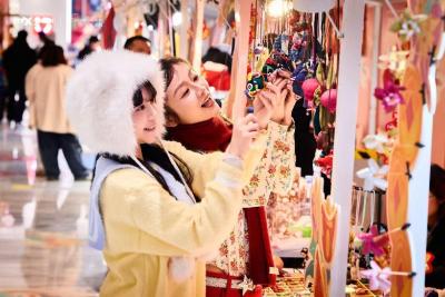 搜索量暴增300%！主题市集如何解锁“流量密码