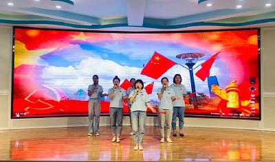 城东幼儿园开展“唱红歌、迎国庆”红心向党、筑梦新征程主题活动