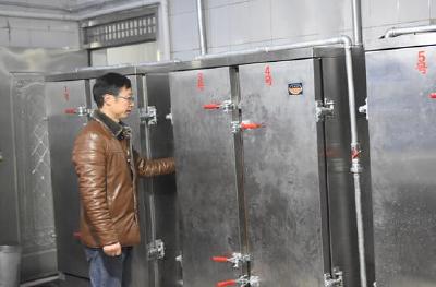 县实验小学：“电师傅”进学校，锅炉房换新颜 