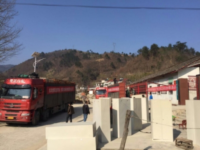 浓浓东风情 温暖群众心