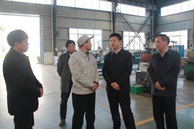 纪道清到西城工业园调研企业发展情况