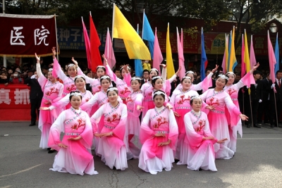 2017房县“诗祖故里 文明房县”民间文艺大巡游