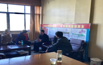 城关镇抓企业党建工作不放松