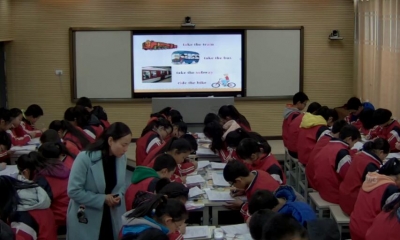 城关四中开展“一师一优课，一课一名师”活动