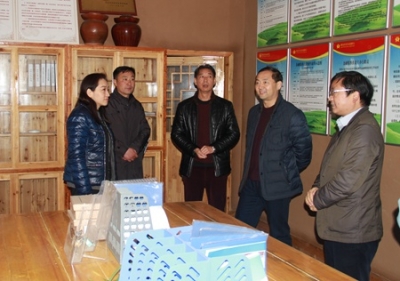 李莹来房县调研基层纪检组织建设和党风廉政工作