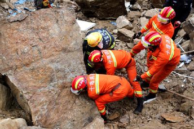 房县青峰镇陡口村岩体崩塌事件已得到妥善处理