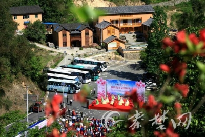 五一小长假首日十堰旅游收入2.36亿元 同比增长17.6%