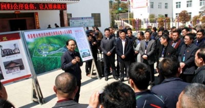 丹江口市“抓党建促脱贫攻坚”考察团来房学习参观