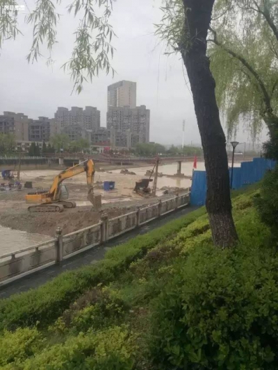 房县西河铁桥被冲毁  县住建局发布禁行通告