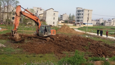 县食药监局对口帮扶孙家湾村易地搬迁集中安置小区开工建设