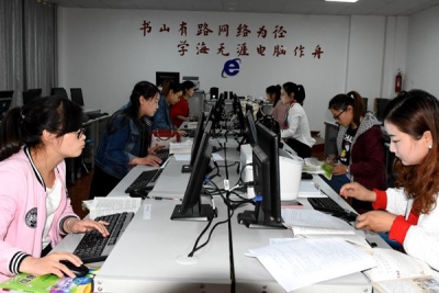 房县第三届小学语文青年教师教学竞赛活动拉开帷幕