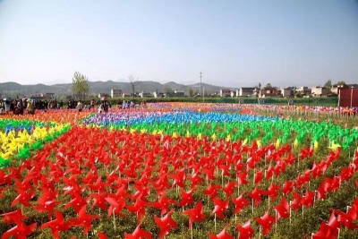 八里小学开展以“我读书 我快乐”主题活动