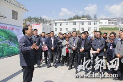 丹江口市194名村书记集体赴房县取“致富经”