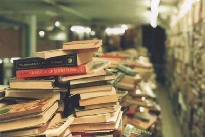 这群老人爱读书