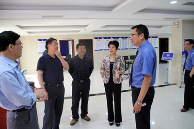 市人大调研我县民事行政检察工作