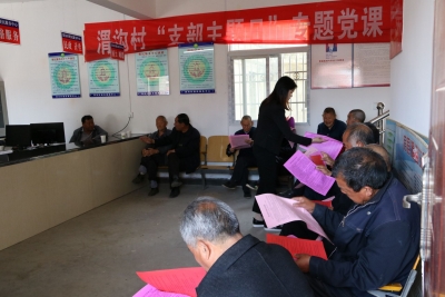 化龙堰镇加大惠农政策宣传力度