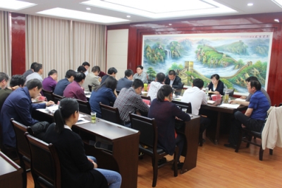 房县召开对上争取项目督办会