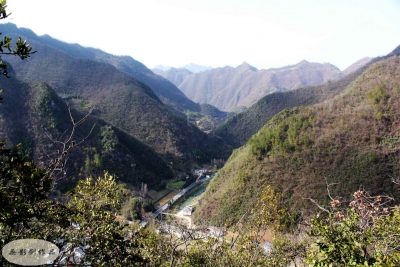 房县挂榜岩风光