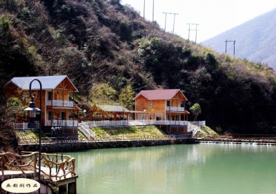 房县挂榜岩风光