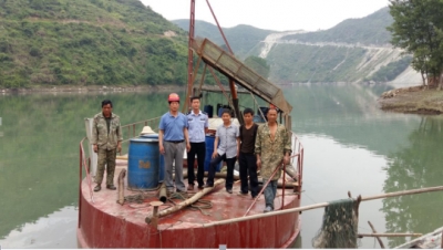 姚坪乡“三到位”确保水陆交通安全