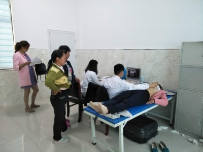 上龛乡卫生院积极开展“两癌”筛查活动