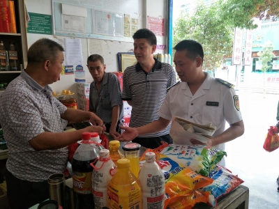 房县开展 “人性化”执法，落实烟花爆竹“两关闭”要求