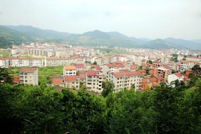 青峰镇青峰街村建好清风协会 树立人情新风