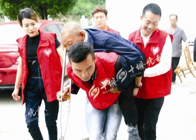 义工赵伟：公益路上的乐善者