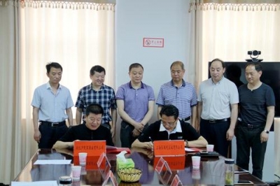 上海圣满利与庐陵王酒业合作开发黄酒酒糟提取米蛋白项目