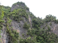   游房县岩屋沟景区