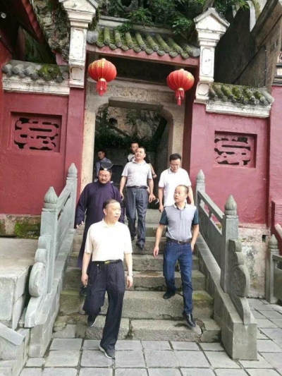 房县民宗局狠抓宗教活动场所和宗教事务管理工作