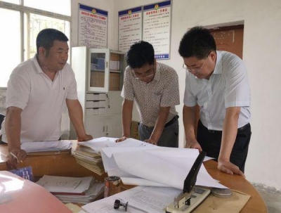 陈刚到丹江口和我县部分乡镇开展考察调研