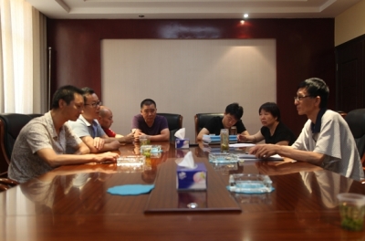 竹溪县林业局来房县交流国有林场改革工作