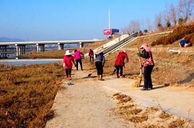 城关镇以实际行动、优异成绩向县“两会”献礼